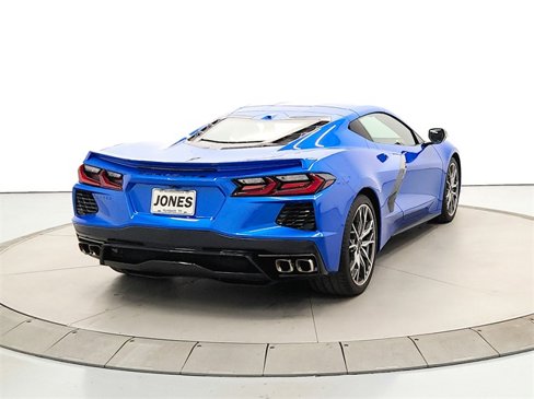 Used 2024 Chevrolet Corvette Stingray Preferred Cpe w/ Stealth Interior Trim Package image 7