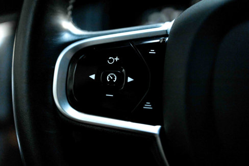 Used 2021 Volvo XC90 T8 R-Design w/ Advanced Package image 62