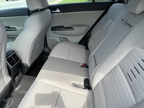 Used 2020 Kia Sportage LX w/ LX Popular Package image 6