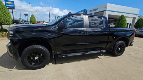 Certified 2021 Chevrolet Silverado 1500 RST image 4