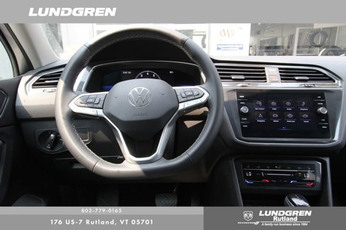 Used 2023 Volkswagen Tiguan SE image 5