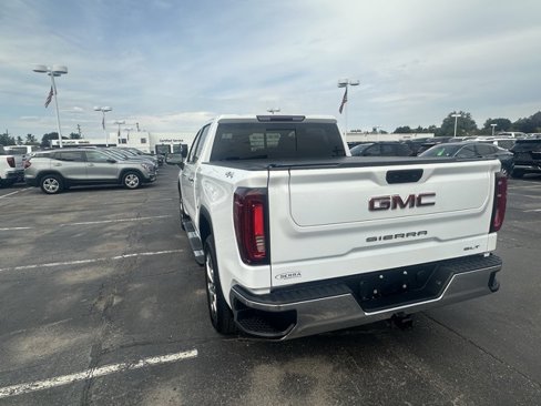 Certified 2022 GMC Sierra 1500 SLT w/ SLT Convenience Package image 3