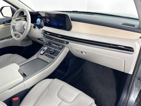Used 2023 Hyundai Palisade Limited image 32