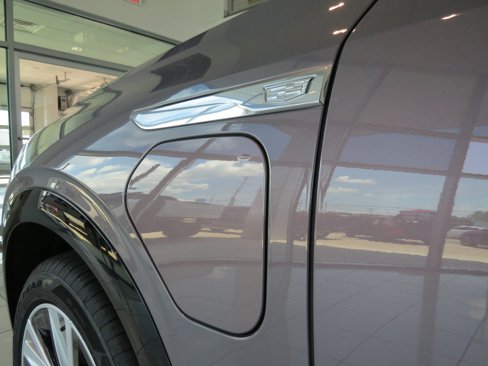 New 2026 Cadillac Vistiq Luxury w/ LPO, Floor Liner Package image 12