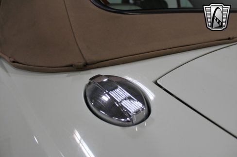Used 1995 Jaguar XJS V12 Convertible image 18