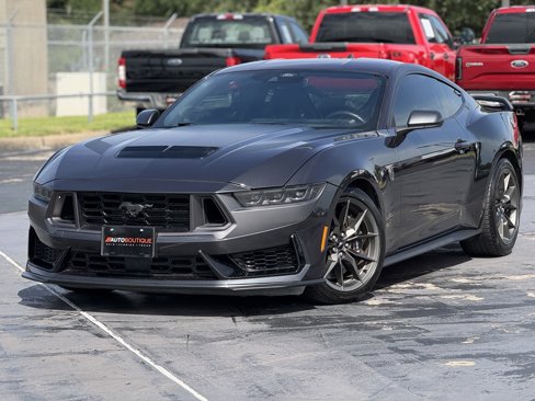 Used 2024 Ford Mustang Dark Horse image 5