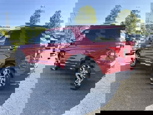 Used 2022 Ford Explorer Limited image 5