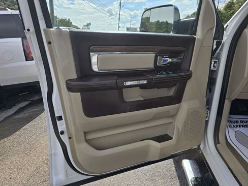 Used 2018 RAM 2500 Laramie w/ Off Road Package image 11