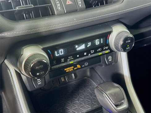 Used 2021 Toyota RAV4 XLE Premium image 25