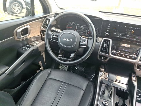 Used 2022 Kia Sorento S image 15