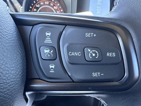 New 2025 Jeep Gladiator Willys image 15