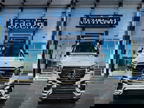 New 2026 Mercedes-Benz GLS 450 4MATIC image 2