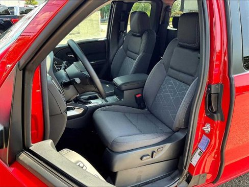 Certified 2025 Nissan Frontier SV image 10