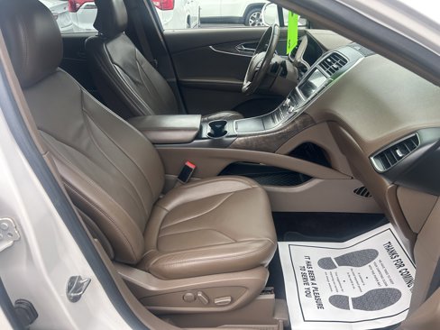 Used 2016 Lincoln MKX Reserve w/ Technology Package image 17