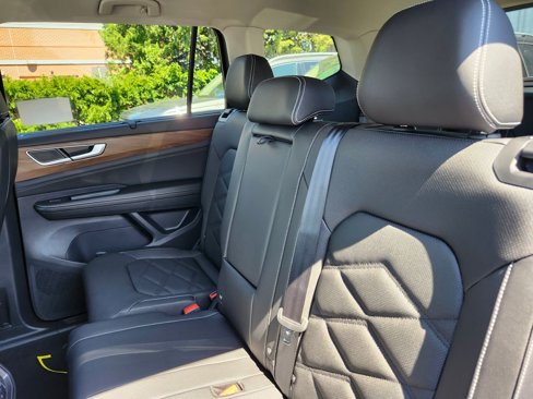 New 2026 Volkswagen Atlas SE image 11