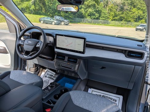 New 2025 Ford Maverick XLT w/ XLT Luxury Package image 21
