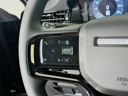 Used 2026 Land Rover Range Rover Evoque Dynamic SE image 10