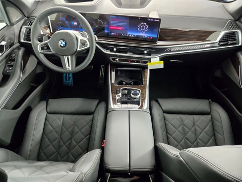New 2026 BMW X5 M60i image 18