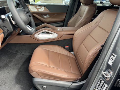New 2026 Mercedes-Benz GLS 450 4MATIC image 18