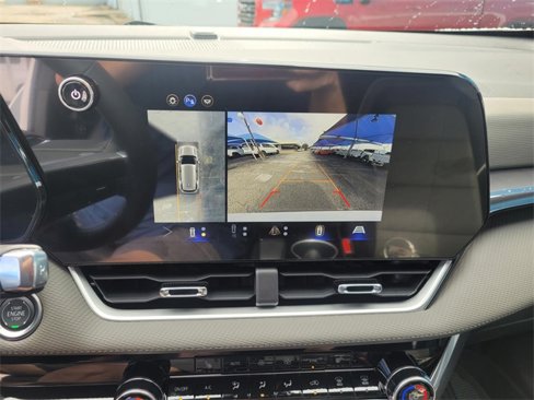 New 2026 Chevrolet Equinox LT w/ Convenience Package II image 13