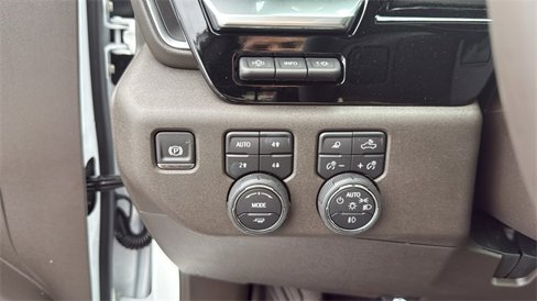 New 2025 Chevrolet Silverado 2500 LTZ w/ LTZ Convenience Package image 13