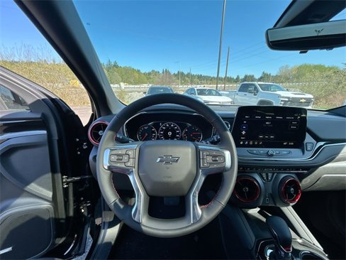 New 2025 Chevrolet Blazer RS w/ Driver Confidence II Package image 10