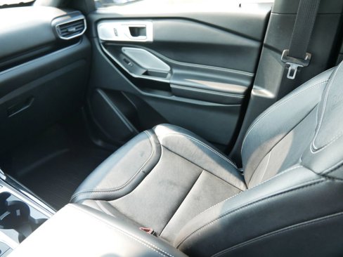 Used 2023 Ford Explorer ST w/ Technology Package image 19