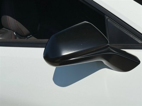 Used 2018 Chevrolet Camaro ZL1 image 32