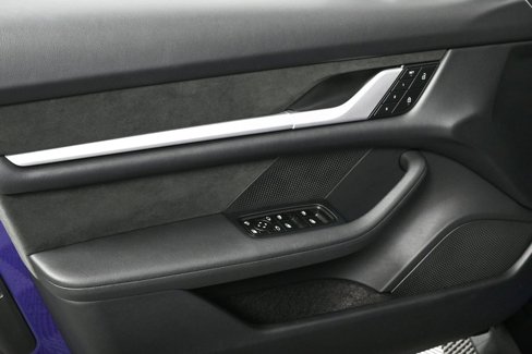 Used 2025 Porsche Taycan Turbo GT image 6