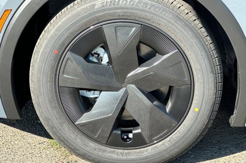 New 2026 Toyota Prius Plug-In Hybrid image 15