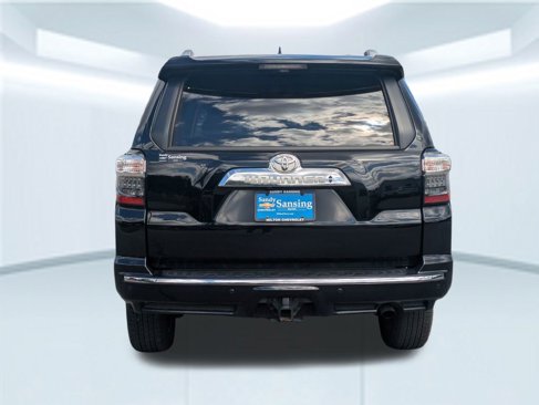 Used 2023 Toyota 4Runner Limited image 5
