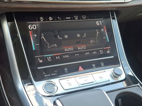 Certified 2025 Audi Q8 Prestige w/ Prestige Package image 16