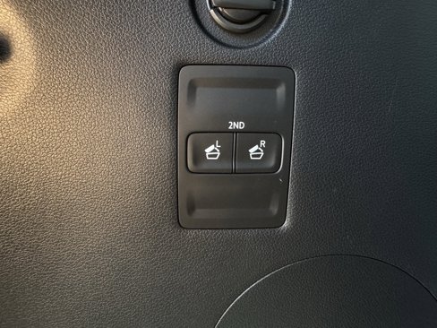 Used 2025 Hyundai Palisade SEL image 32