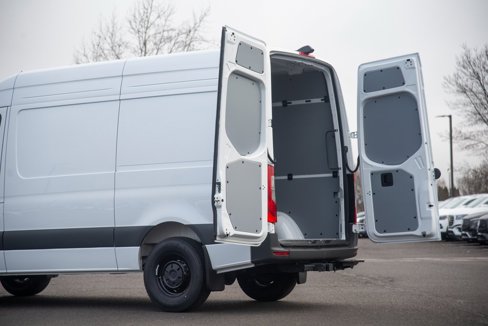 Used 2025 Mercedes-Benz Sprinter 2500 image 17