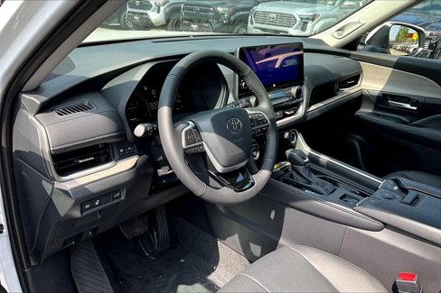 New 2025 Toyota Grand Highlander AWD image 8