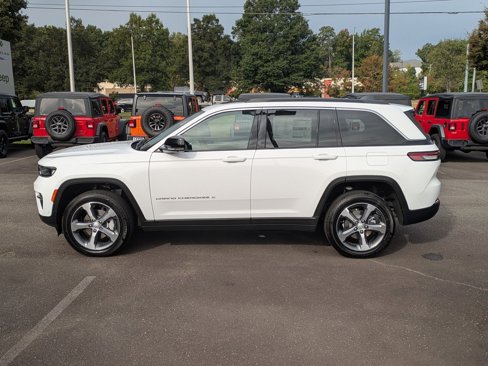 New 2025 Jeep Grand Cherokee Limited image 8
