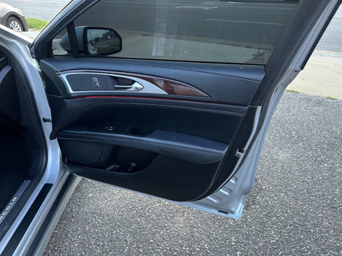 Used 2017 Lincoln MKZ Select w/ Select Plus Package image 12