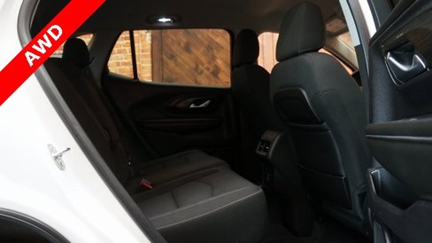 Used 2024 GMC Terrain SLE image 46