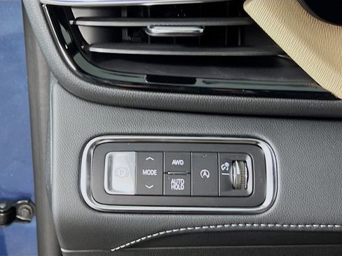 New 2026 Buick Enclave Preferred w/ Power Package image 9