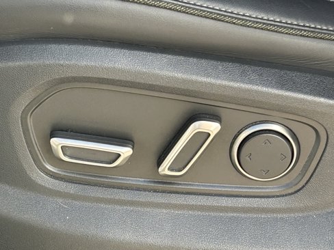 Used 2024 Rivian R1S Adventure image 22