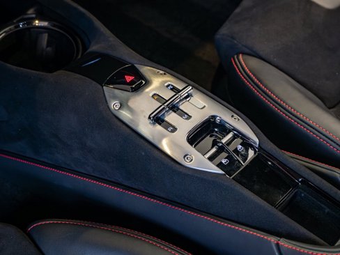 Used 2021 Ferrari SF90 Stradale image 15