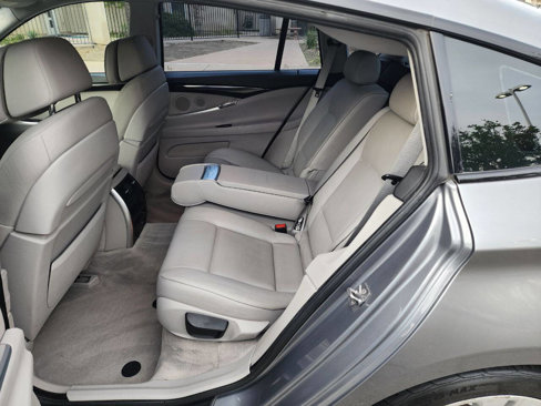 Used 2011 BMW 550i Gran Turismo image 35