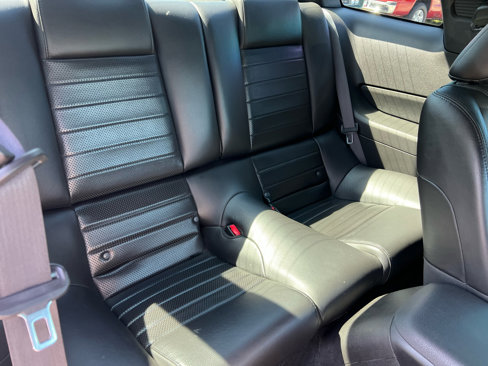 Used 2009 Ford Mustang GT Premium image 16
