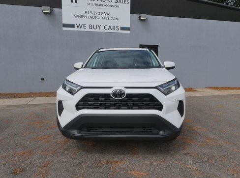 Used 2023 Toyota RAV4 XLE image 2