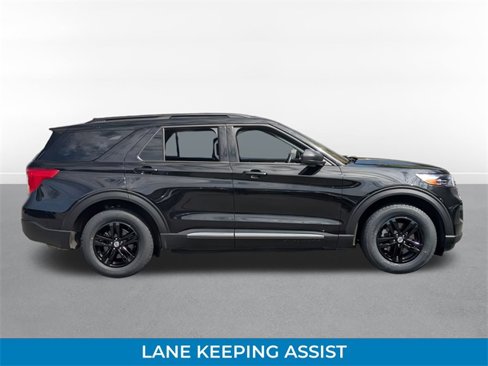 Certified 2023 Ford Explorer XLT image 2