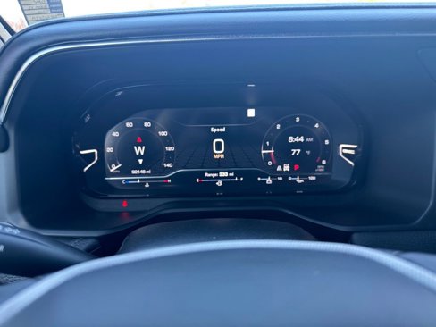 Used 2022 GMC Yukon XL Denali image 13