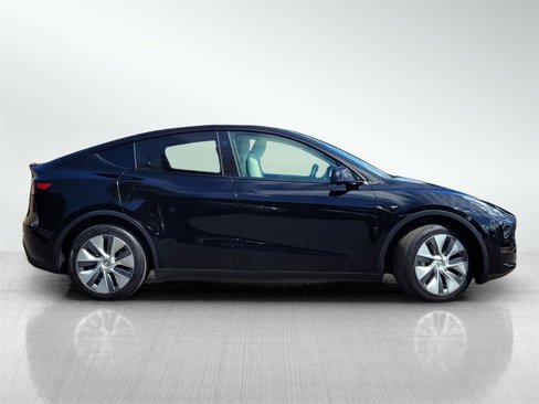 Used 2023 Tesla Model Y Long Range image 3