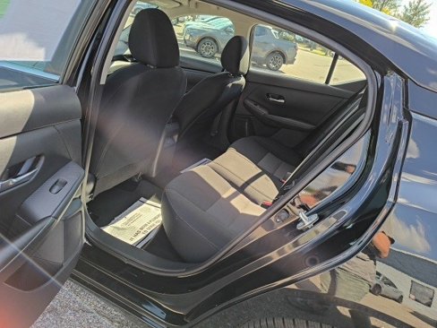Used 2023 Nissan Sentra SV image 13
