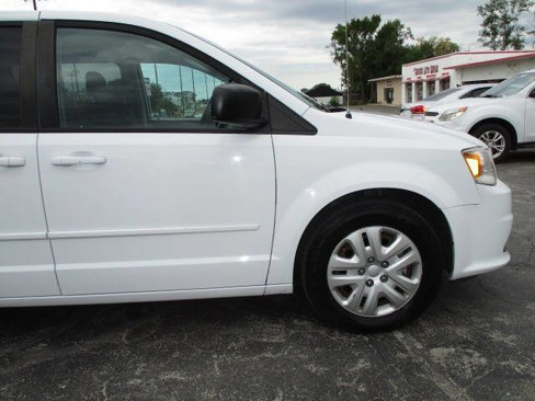 Used 2017 Dodge Grand Caravan SE w/ Power Window Group image 11