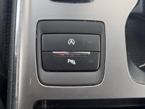 Used 2024 Ford Edge Titanium image 26